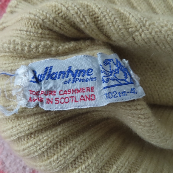 Vntg Ballantyne of peebles beige Cashmere Turtleneck cableknit Sweater 102cm-40 - Picture 4 of 5